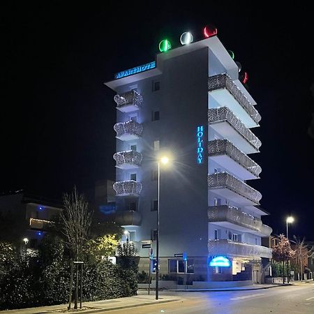 Appart-Hotel Holiday Линьяно-Саббьядоро Экстерьер фото