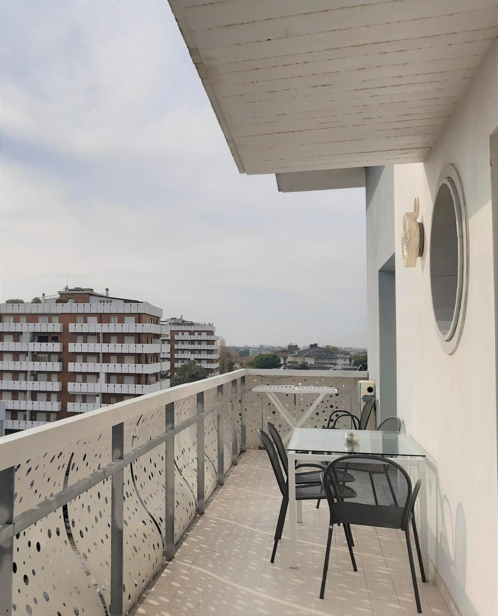 Appart-Hotel Holiday Линьяно-Саббьядоро Экстерьер фото
