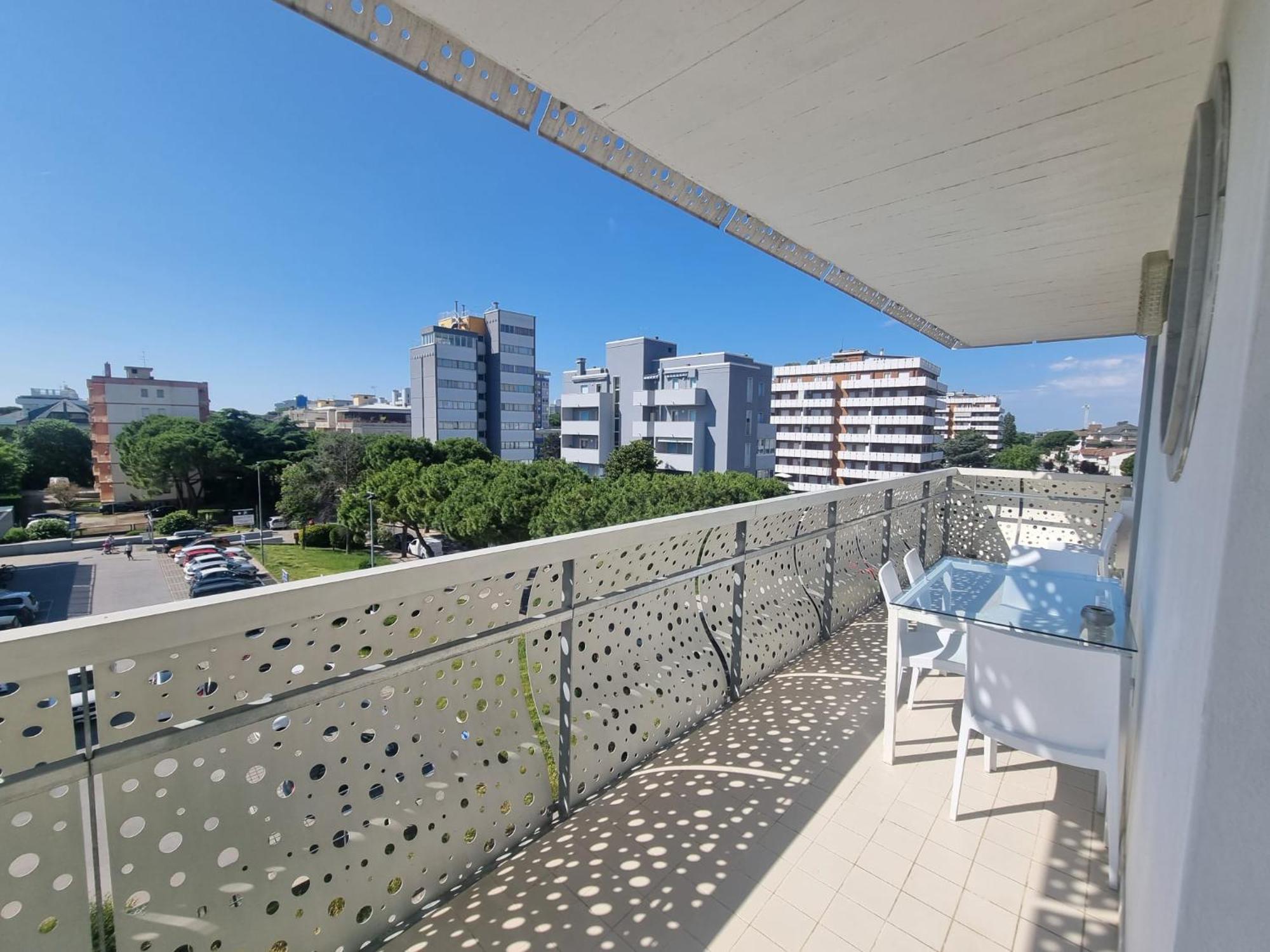 Appart-Hotel Holiday Линьяно-Саббьядоро Экстерьер фото